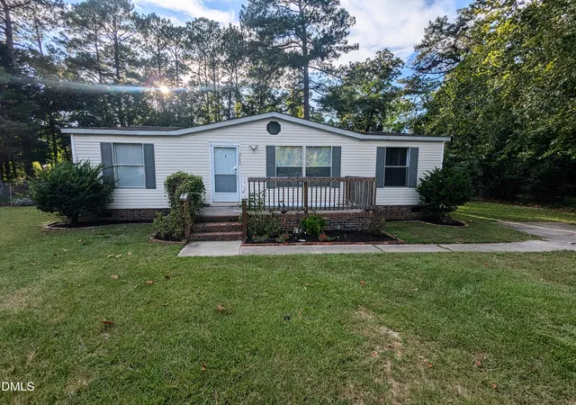 Photo 4 of Single family home for sale at 6500 Tennis Dr, Stedman, NC 28391 | MLS# 10194378 | Listing updated on 2026-09-30