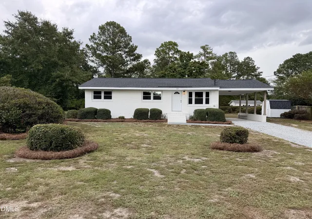 Photo 1 of Single family home for sale at 102 Anne St, Dunn, NC 28334 | MLS# 10194287 | Listing updated on 2026-09-23