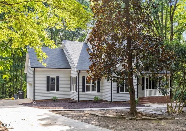 Photo 2 of Single family home for sale at 133 Light Fls Dr, Wake Forest, NC 27587 | MLS# 10194371 | Listing updated on 2026-10-05