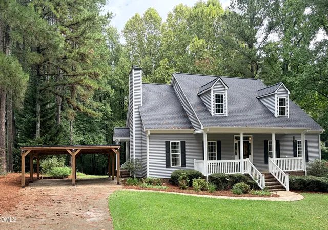 Photo 1 of Single family home for sale at 1702 Timberlane Dr, Nashville, NC 27856 | MLS# 10194280 | Listing updated on 2026-09-28