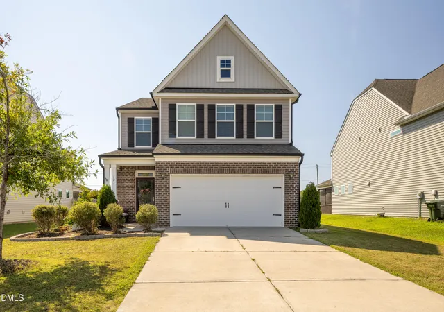 Photo 1 of Single family home for sale at 105 Highview Dr, Benson, NC 27504 | MLS# 10194312 | Listing updated on 2026-09-23