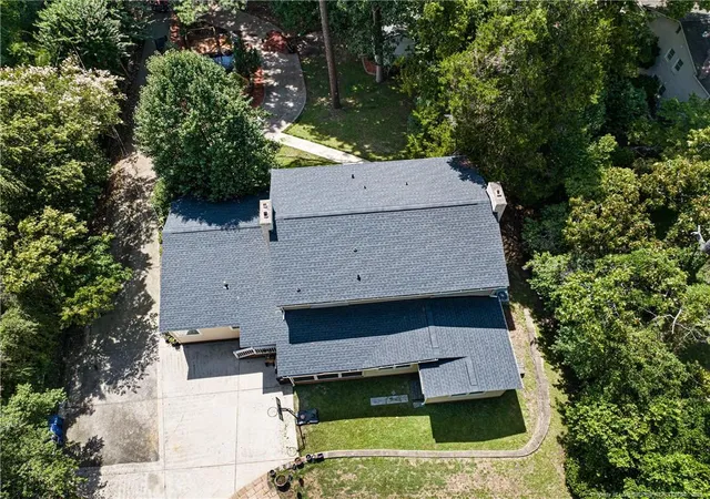 Photo 3 of Single family home for sale at 2712 Skye Dr, Fayetteville, NC 28303 | MLS# 769795 | Listing updated on 2026-09-23