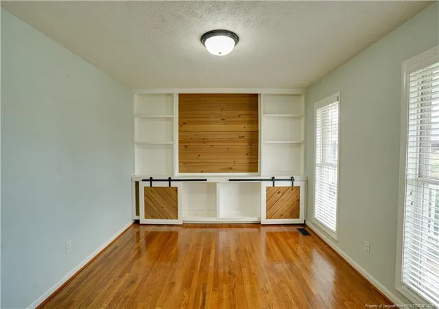Photo 4 of Single family home for sale at 3601 Standard Dr, Fayetteville, NC 28306 | MLS# 769800 | Listing updated on 2026-09-23