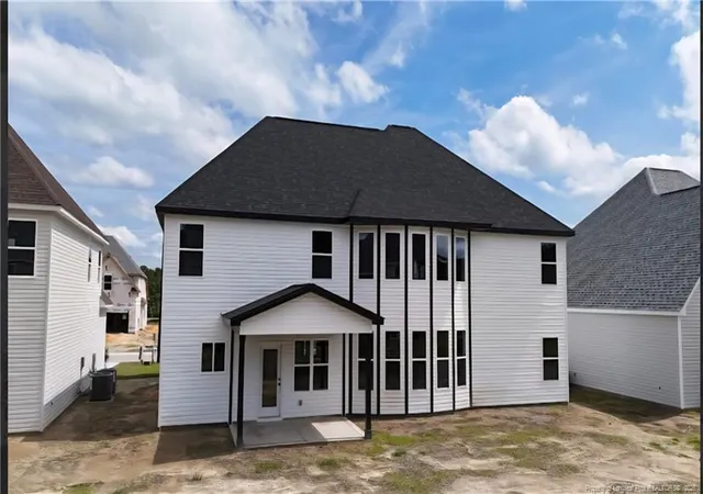 Photo 2 of Single family home for sale at 1719 Smith Farm St, Fayetteville, NC 28306 | MLS# 769825 | Listing updated on 2026-09-23