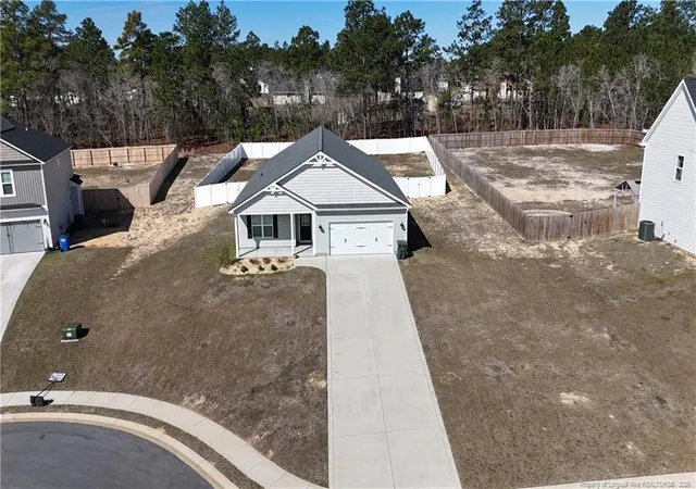 Photo 2 of Single family home for sale at 370 Bulldawg Ln, Raeford, NC 28376 | MLS# 769788 | Listing updated on 2026-09-23