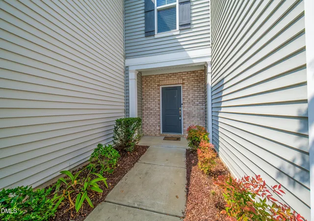 Photo 3 of Townhouse for sale at 245 White Oak Ridge Dr, Garner, NC 27529 | MLS# 10194447 | Listing updated on 2026-09-24
