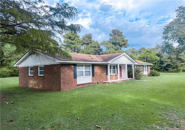 Photo 2 of Single family home for sale at 2879 County Line Rd, Saint Pauls, NC 28384 | MLS# 769840 | Listing updated on 2026-09-24