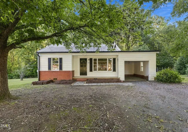 Photo 1 of Single family home for sale at 132 N Randolph St, Liberty, NC 27298 | MLS# 10195261 | Listing updated on 2026-10-29