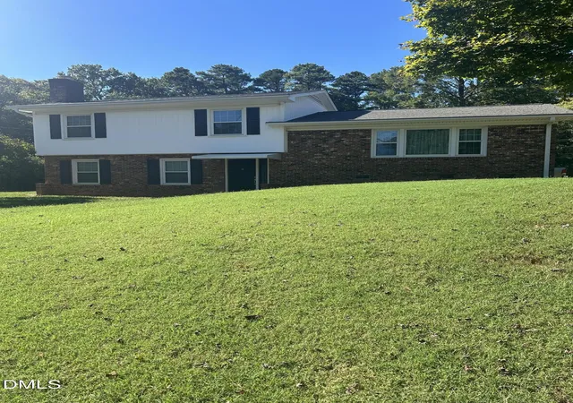 Photo 1 of Single family home for sale at 4609 Latimer Rd, Raleigh, NC 27609 | MLS# 10195088 | Listing updated on 2026-10-01