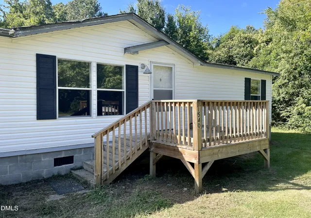 Photo 3 of Manufactured home for sale at 1540 Bobbitt Dr, Knightdale, NC 27545 | MLS# 10195332 | Listing updated on 2026-10-23