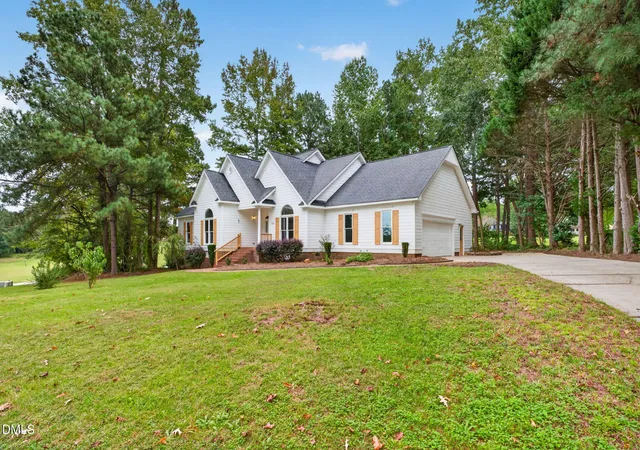 Photo 3 of Single family home for sale at 705 Birkdale Dr, Clayton, NC 27527 | MLS# 10196792 | Listing updated on 2026-10-28