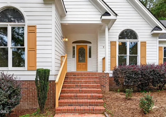 Photo 4 of Single family home for sale at 705 Birkdale Dr, Clayton, NC 27527 | MLS# 10196792 | Listing updated on 2026-10-28