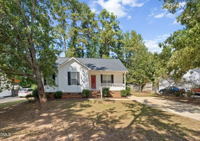 Photo 2 of Sale Pending at 204 Southerby Dr, Garner, NC 27529 | MLS# 10195824 | Listing updated on 2026-10-12