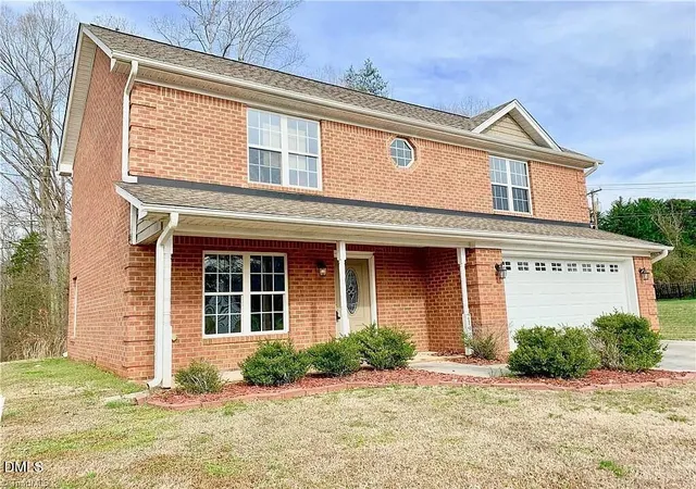 Photo 1 of Single family home for sale at 2193 Boyd Crk Dr, Graham, NC 27253 | MLS# 10196201 | Listing updated on 2026-10-26