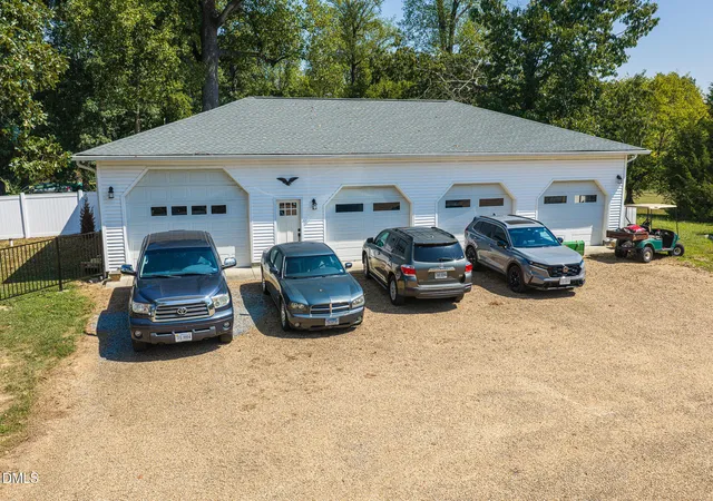 Photo 3 of Single family home for sale at 1018 Dave Frd Trl, Halifax, VA 24558 | MLS# 10199011 | Listing updated on 2026-10-17