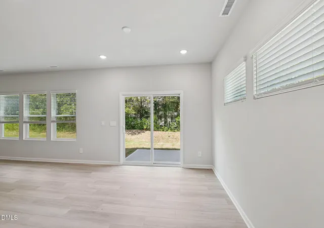Photo 4 of Single family home for sale at 1222 Winding Spring Dr, Mebane, NC 27302 | MLS# 10198084 | Listing updated on 2026-10-13