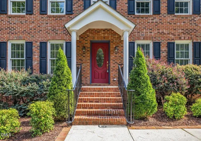Photo 2 of Single family home for sale at 4925 Birchleaf Dr, Raleigh, NC 27606 | MLS# 10196346 | Listing updated on 2026-10-28