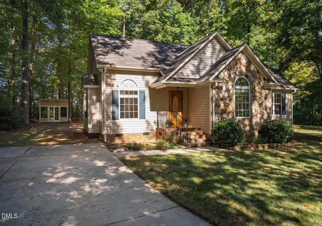 Photo 1 of Sale Pending at 624 Casey Ln, Mebane, NC 27302 | MLS# 10197530 | Listing updated on 2026-10-12
