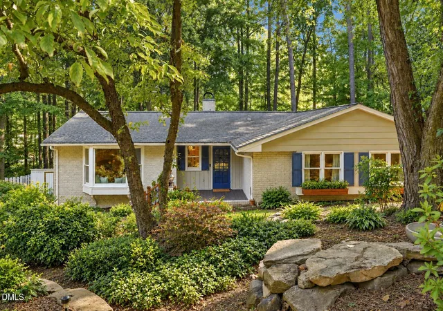 Photo 1 of Single family home for sale at 928 Northbrook Dr, Raleigh, NC 27609 | MLS# 10196288 | Listing updated on 2026-10-29