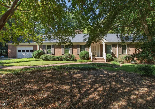 Photo 1 of Single family home for sale at 3705 Stonehaven Dr, Raleigh, NC 27609 | MLS# 10196391 | Listing updated on 2026-10-05