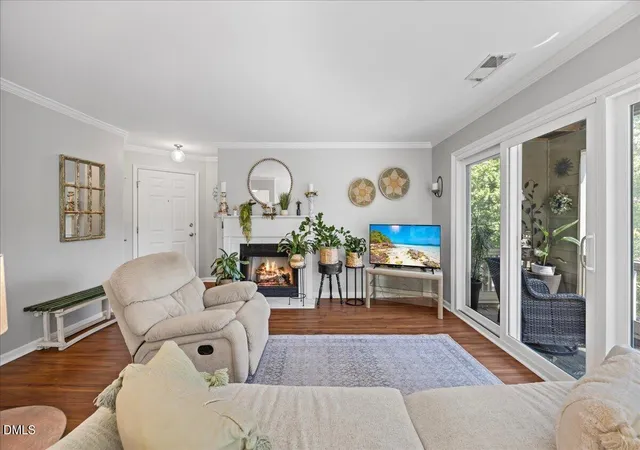 Listing Photo 5 - Condo for sale in building located at 317 Gln Echo Ln, Cary, NC 27518 - Unit #E