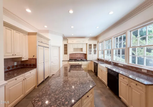 Photo 2 of Sale Pending at 2308 Wakefield Plantation Dr, Raleigh, NC 27614 | MLS# 10196387 | Listing updated on 2026-10-27