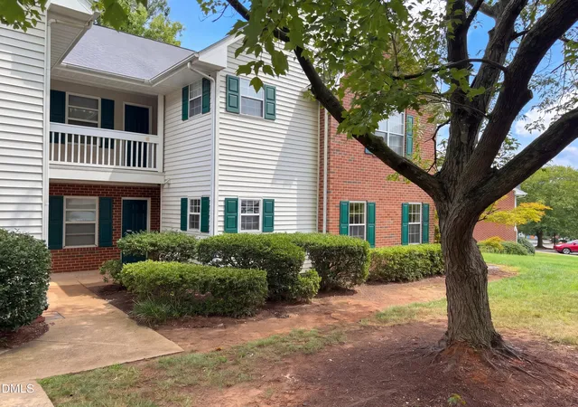 Listing Photo 2 - Condo for sale in building located at 1513 Bulon Dr, Cary, NC 27518