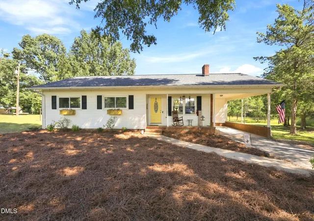 Photo 1 of Single family home for sale at 3947 N Nc 119 Hwy, Mebane, NC 27302 | MLS# 10196414 | Listing updated on 2026-10-10