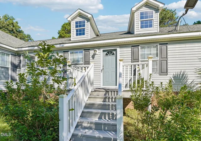 Photo 3 of Manufactured home for sale at 160 E Forest Oaks Dr, Sanford, NC 27330 | MLS# 10198701 | Listing updated on 2026-10-21