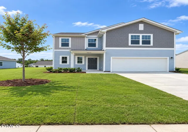 Single family home for sale at 1422 Centerview Dr, Nashville, NC 27856 | MLS# 10196735