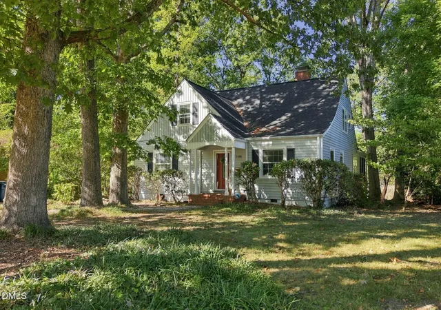 Single family home for sale at 2106 Woodrow St, Durham, NC 27705 | MLS# 10197155