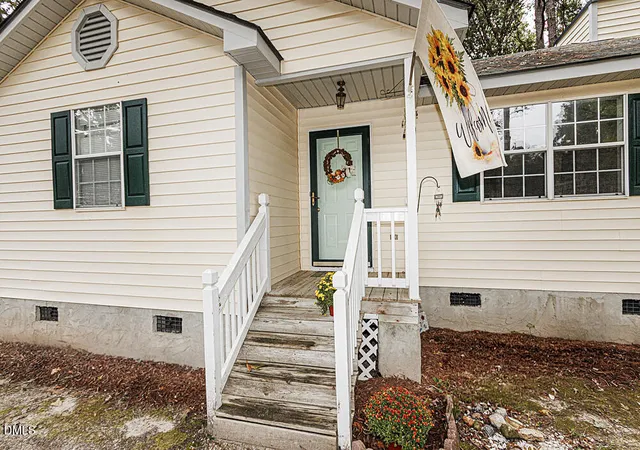 Photo 2 of Single family home for sale at 222 Deer Walk Rd, Tarboro, NC 27886 | MLS# 10197052 | Listing updated on 2026-10-07