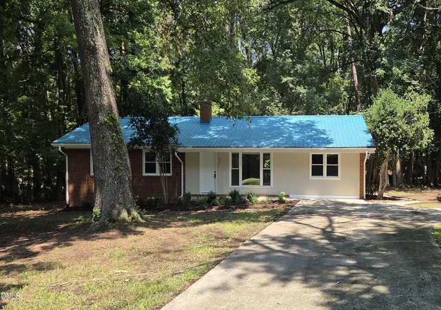 Photo 1 of Single family home for sale at 300 Simpson St, Carrboro, NC 27510 | MLS# 10198745 | Listing updated on 2026-10-28