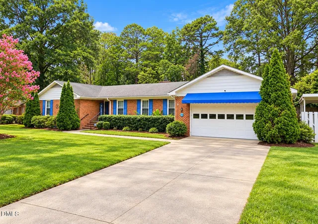 Photo 1 of Single family home for sale at 105 Brentwood Dr N, Wilson, NC 27893 | MLS# 10197960 | Listing updated on 2026-10-15