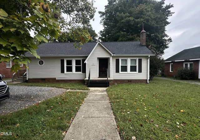 Photo 1 of Multi family home for sale at 111 W Summit Ave, Burlington, NC 27215 | MLS# 10197789 | Listing updated on 2026-10-10