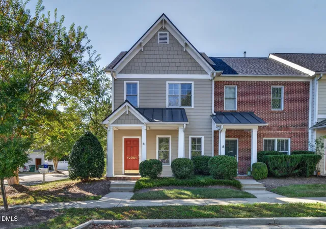 Townhouse for sale at 10001 David Stone Dr, Chapel Hill, NC 27517 | MLS# 10199001
