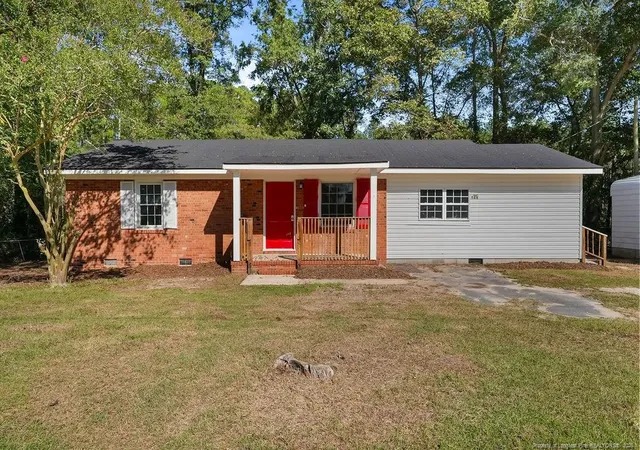 Single family home for sale at 878 Carolina Church Rd, Saint Pauls, NC 28384 | MLS# 770786