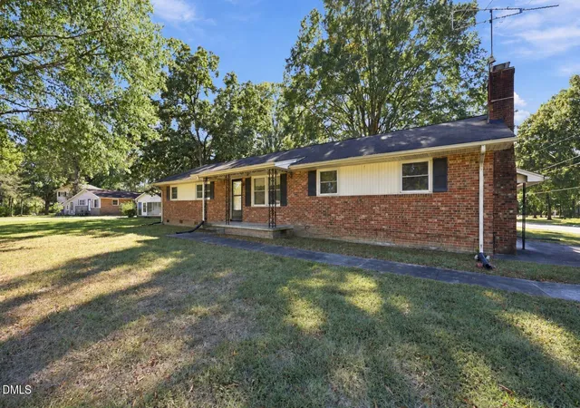Photo 3 of Sale Pending at 208 Aloha Dr, Graham, NC 27253 | MLS# 10198157 | Listing updated on 2026-10-26