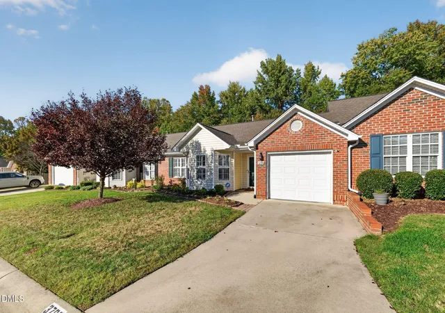 Photo 3 of Townhouse for sale at 3709 Tartan Ln, Burlington, NC 27215 | MLS# 10198554 | Listing updated on 2026-10-28