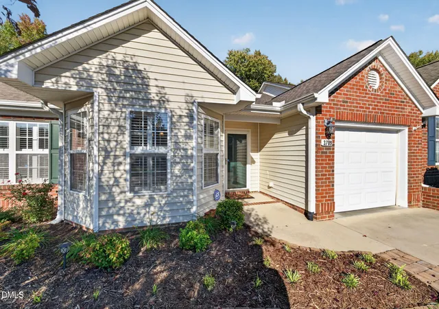 Photo 3 of Townhouse for sale at 3709 Tartan Ln, Burlington, NC 27215 | MLS# 10198554 | Listing updated on 2026-10-28