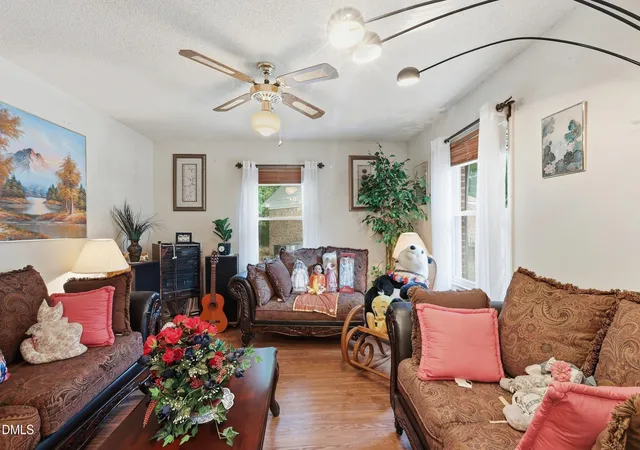Photo 3 of Single family home for sale at 2109 Shamrock Dr E, Wilson, NC 27893 | MLS# 10197998 | Listing updated on 2026-10-26
