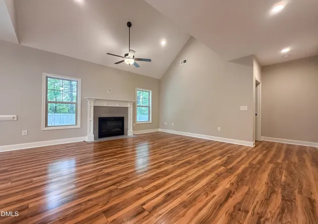 Photo 4 of Single family home for sale at 253 Fairview St, Clayton, NC 27520 | MLS# 10198078 | Listing updated on 2026-10-29