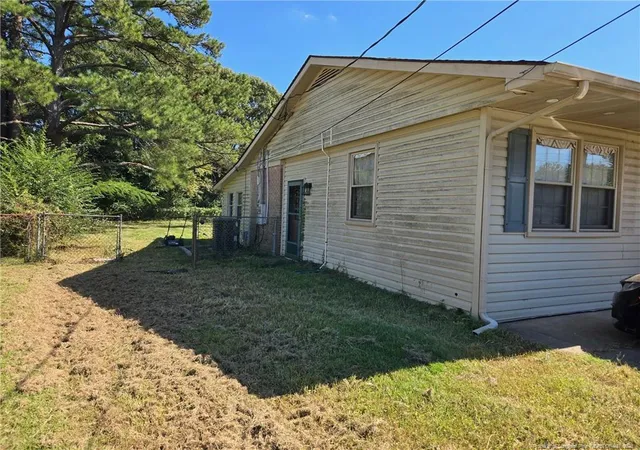 Photo 4 of Sale Pending at 423 Morley Dr, Fayetteville, NC 28314 | MLS# 770668 | Listing updated on 2026-10-27