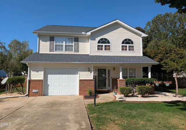Photo 1 of Single family home for sale at 1112 Sandstone Ct, Mebane, NC 27302 | MLS# 10198448 | Listing updated on 2026-10-28