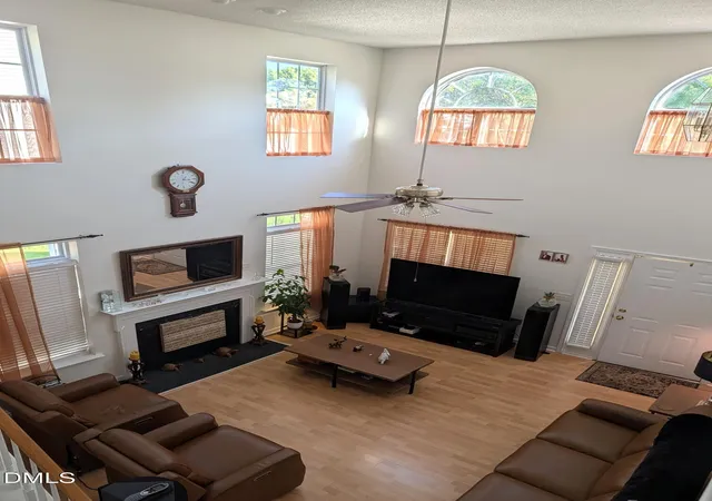Photo 2 of Single family home for sale at 1112 Sandstone Ct, Mebane, NC 27302 | MLS# 10198448 | Listing updated on 2026-10-28