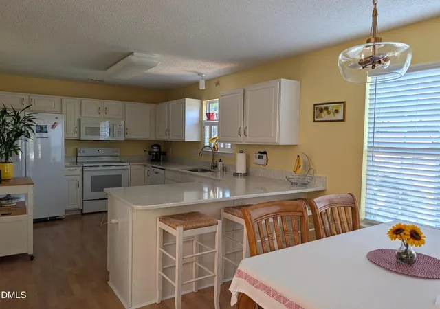 Photo 3 of Single family home for sale at 1112 Sandstone Ct, Mebane, NC 27302 | MLS# 10198448 | Listing updated on 2026-10-28