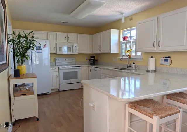 Photo 4 of Single family home for sale at 1112 Sandstone Ct, Mebane, NC 27302 | MLS# 10198448 | Listing updated on 2026-10-28