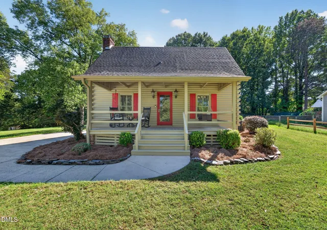 Photo 3 of Single family home for sale at 515 Ivey Rd, Graham, NC 27253 | MLS# 10199551 | Listing updated on 2026-10-26