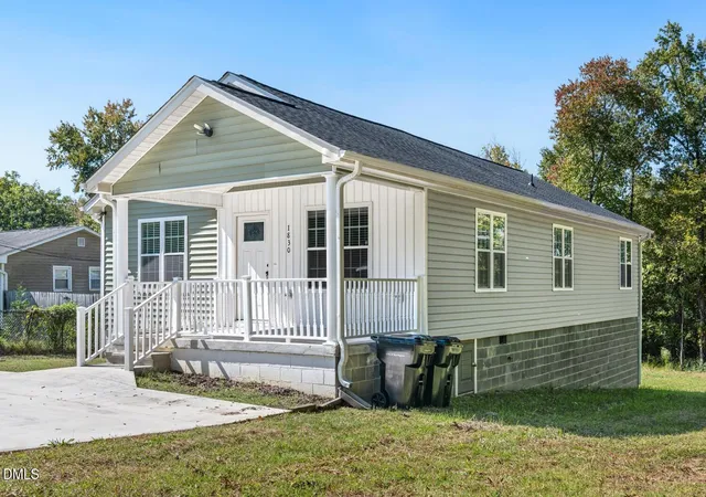 Photo 3 of Sale Pending at 1830 Morgantown Rd, Burlington, NC 27217 | MLS# 10198986 | Listing updated on 2026-10-28
