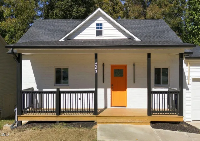Photo 1 of Single family home for sale at 242 Oakdale Ave, Clayton, NC 27520 | MLS# 10199404 | Listing updated on 2026-10-28